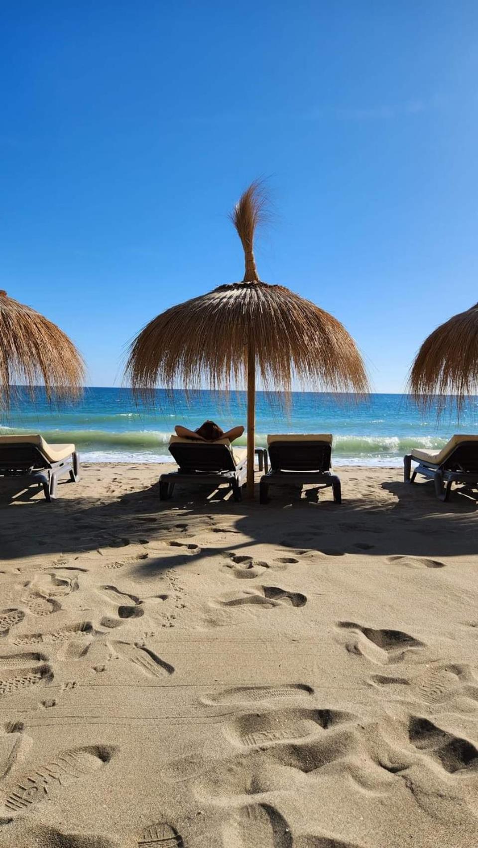 Apartment Beachfront Accommodation إِستيبونا المظهر الخارجي الصورة